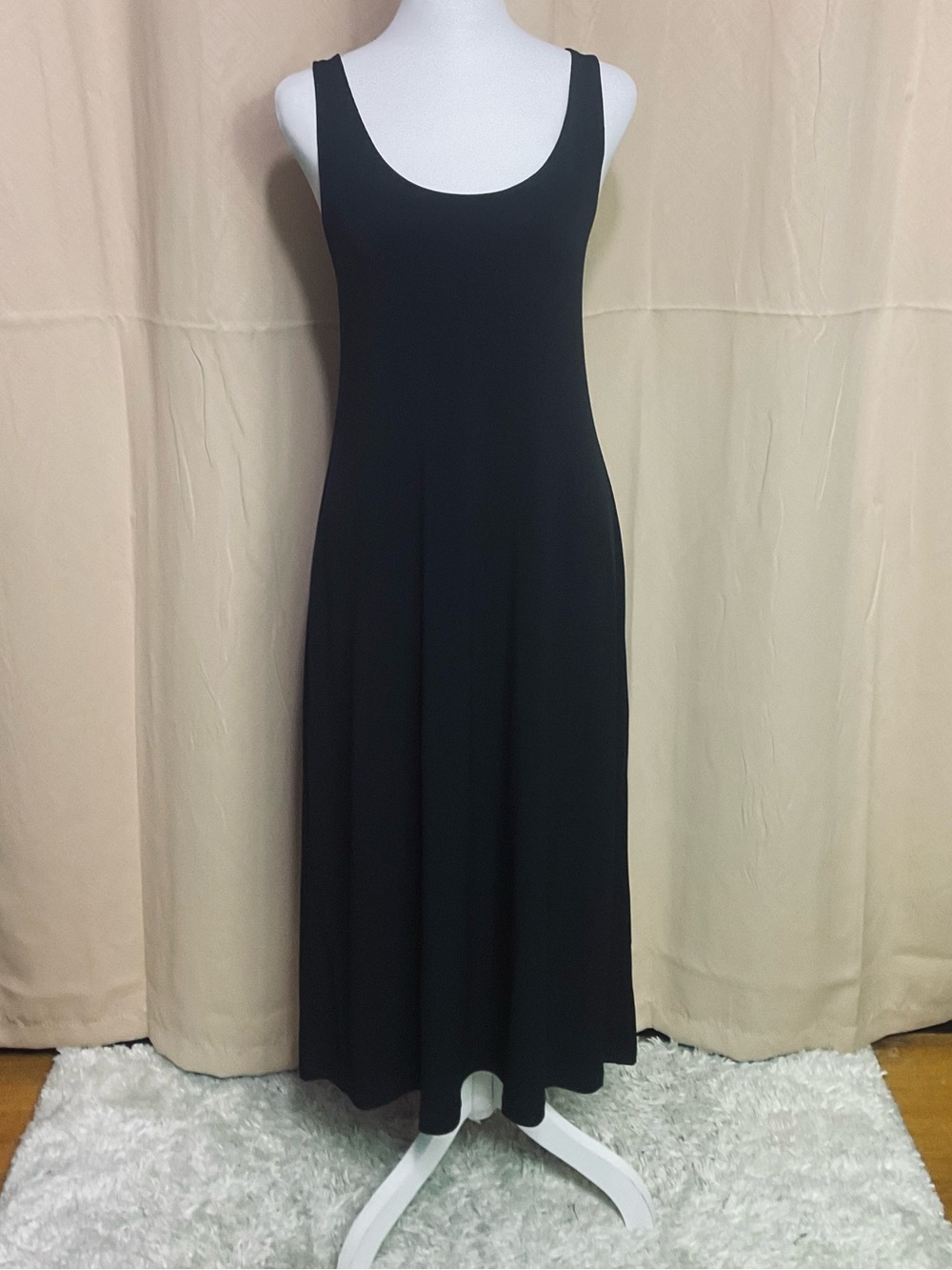 Banana Republic Black Sleeveless Scoop-Neck Maxi Dress